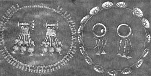 Fig. 86. Joyas de la reina Tausert. En la pulsera de los pétalos, cinco están inscritos con los nombres de Seti II y la reina Tausert.