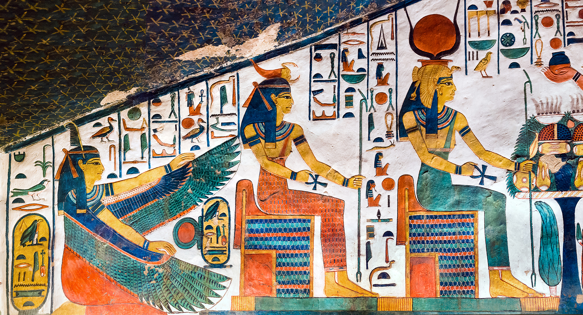  Imagen 8. Lado derecho, Hathor, Serket y Maat